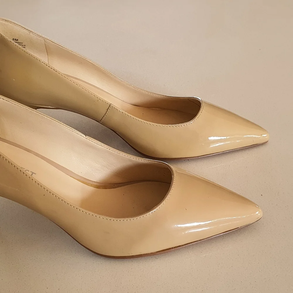 Nine West Nude Patent Heels Pump - Picture 5 of 7